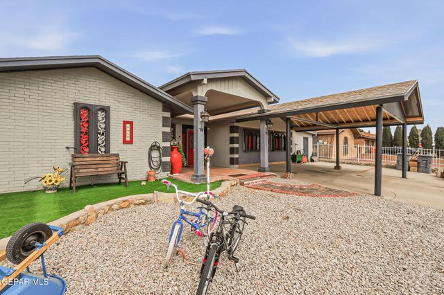 11445 REX BAXTER Drive, El Paso, TX 79936