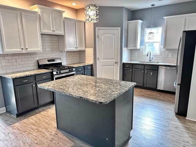 109 Pennington Street, Jacksonville, NC 28540