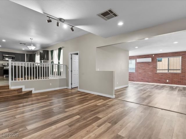 3678 Julius Court, Las Vegas, NV 89129