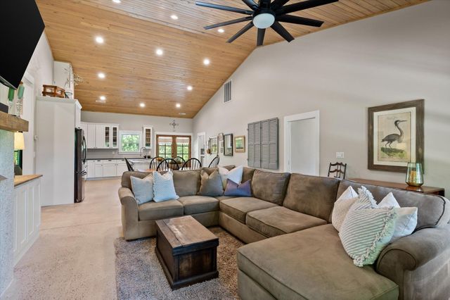 15025 May Road, Sale Creek, TN 37373