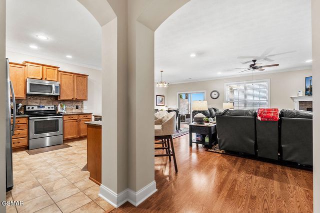 2241 Boulder Crest Lane, Sevierville, TN 37876