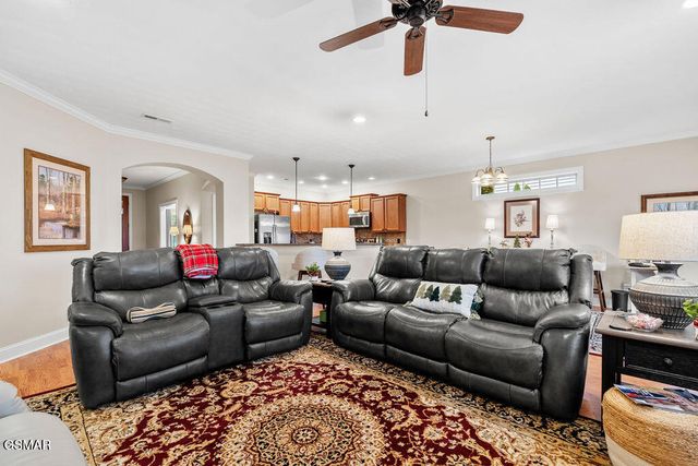 2241 Boulder Crest Lane, Sevierville, TN 37876