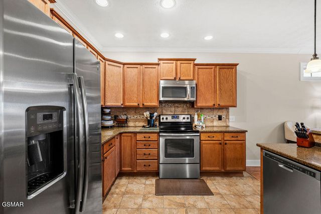 2241 Boulder Crest Lane, Sevierville, TN 37876