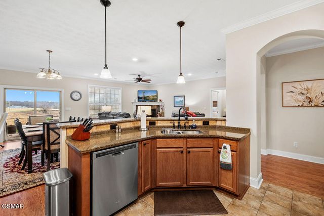 2241 Boulder Crest Lane, Sevierville, TN 37876