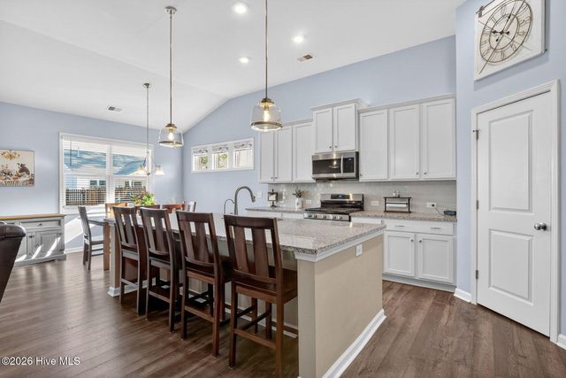 228 Autumn Breeze Lane NE, Bolivia, NC 28422