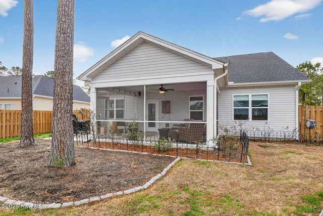 228 Autumn Breeze Lane NE, Bolivia, NC 28422