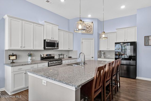 228 Autumn Breeze Lane NE, Bolivia, NC 28422