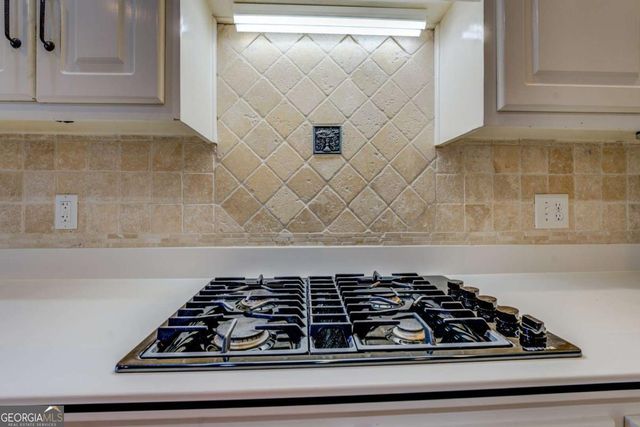 534 Harbour Shores Drive, Jackson, GA 30233