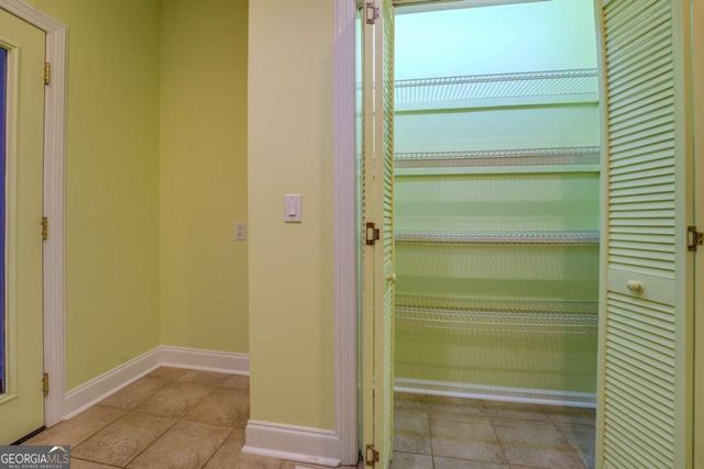 534 Harbour Shores Drive, Jackson, GA 30233