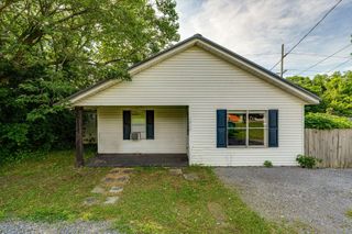 1209 Hickory Avenue, South Pittsburg, TN 37380