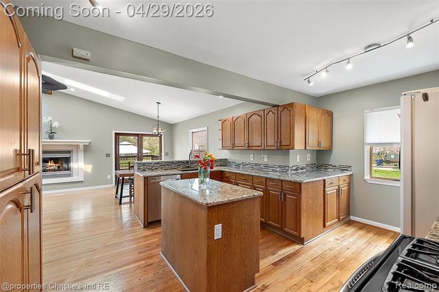 21301 Saint Gertrude Street, Saint Clair Shores, MI 48081