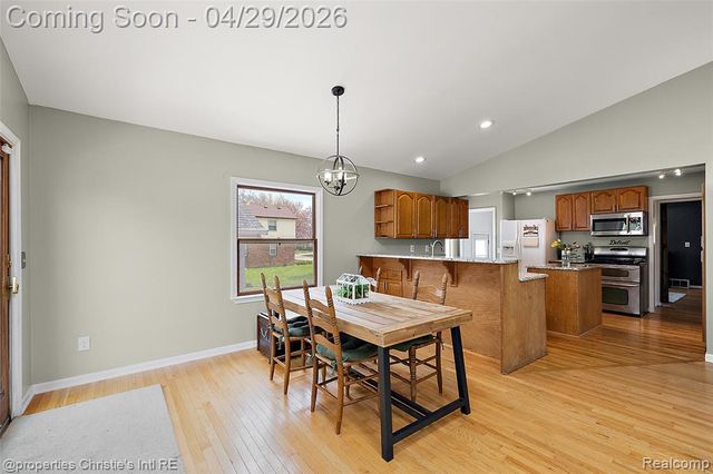 21301 Saint Gertrude Street, Saint Clair Shores, MI 48081