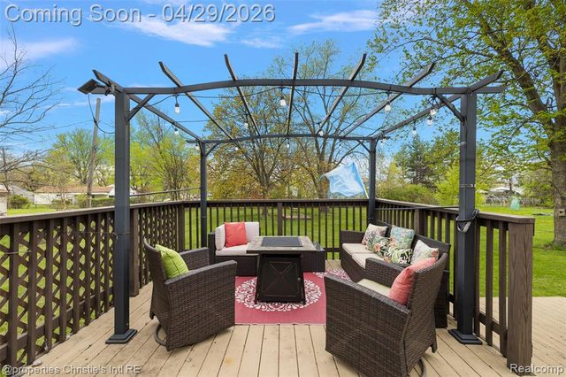 21301 Saint Gertrude Street, Saint Clair Shores, MI 48081