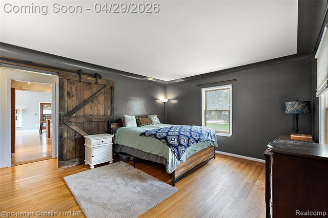 21301 Saint Gertrude Street, Saint Clair Shores, MI 48081