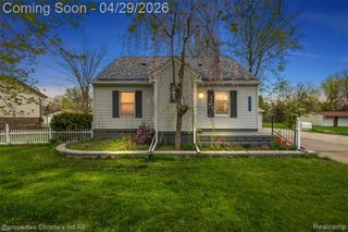 21301 Saint Gertrude Street, Saint Clair Shores, MI 48081