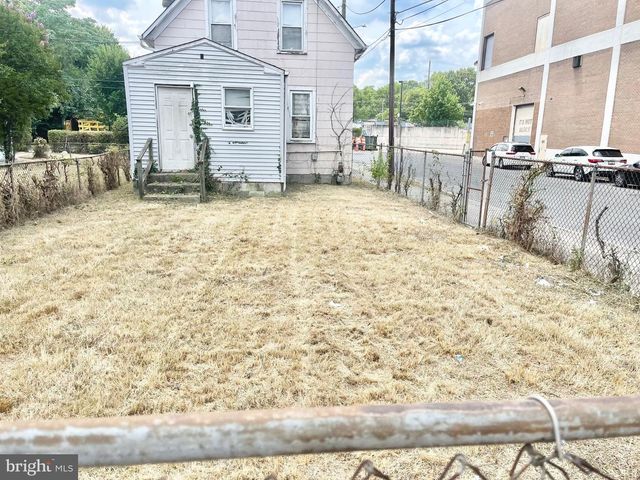 4300 JAY ST NE, Washington, DC 20019