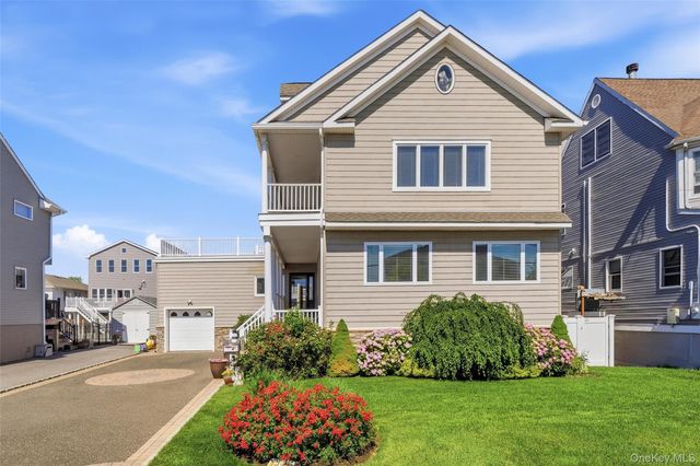 458 Little East Neck Road S, Babylon, NY 11702