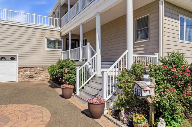 458 Little East Neck Road S, Babylon, NY 11702