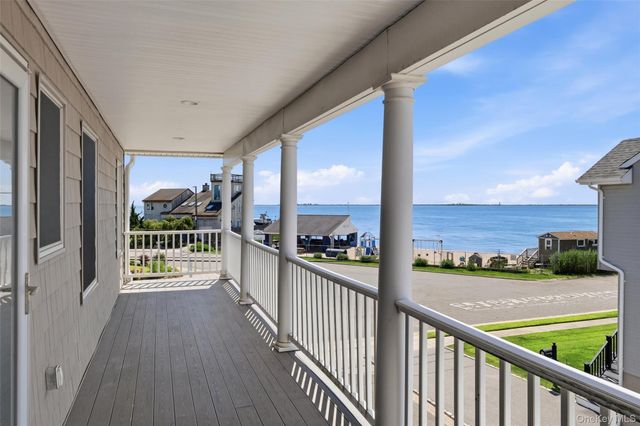 458 Little East Neck Road S, Babylon, NY 11702