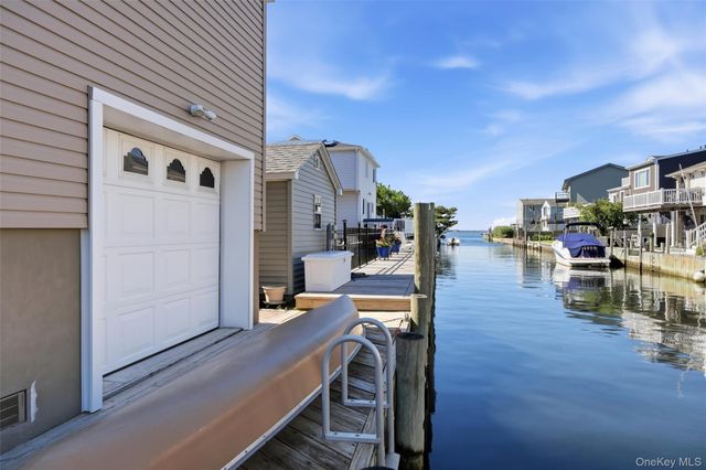 458 Little East Neck Road S, Babylon, NY 11702