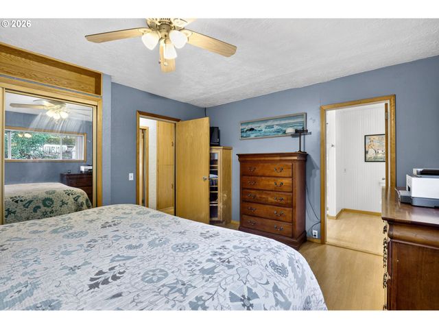 186 Ne SHAFFORD Ave, Estacada, OR 97023