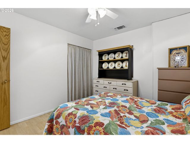 186 Ne SHAFFORD Ave, Estacada, OR 97023