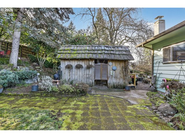 186 Ne SHAFFORD Ave, Estacada, OR 97023