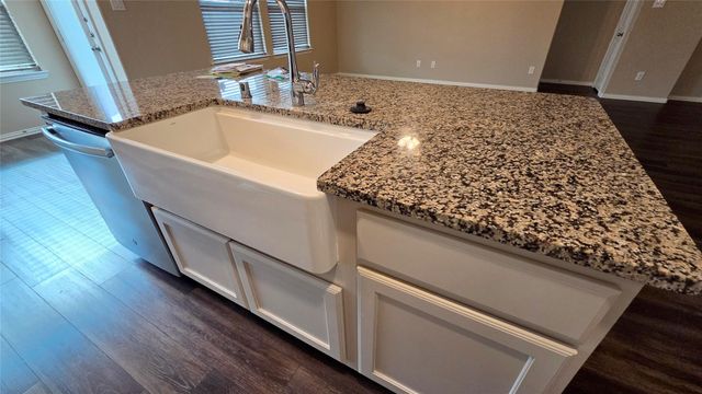 29535 Whitebrush Trace Drive, Spring, TX 77386