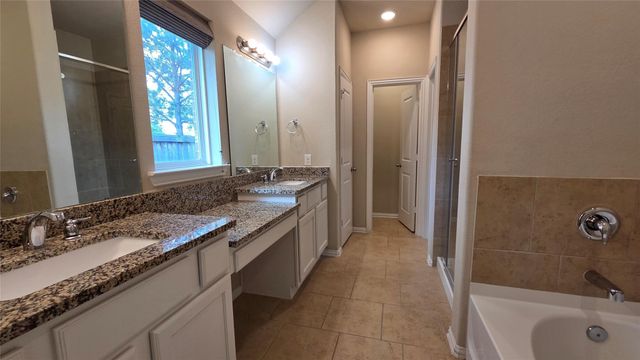 29535 Whitebrush Trace Drive, Spring, TX 77386