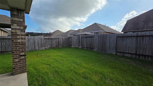 29535 Whitebrush Trace Drive, Spring, TX 77386