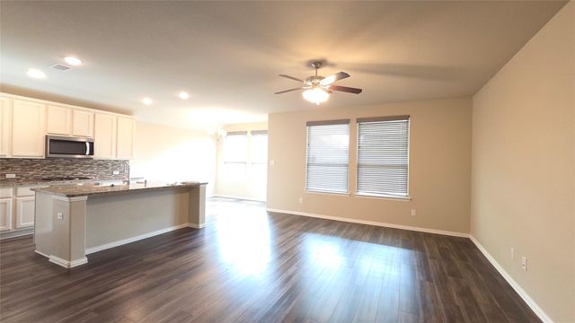 29535 Whitebrush Trace Drive, Spring, TX 77386