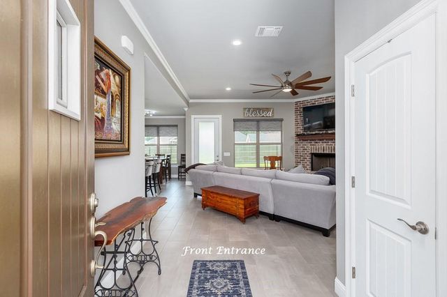 110 Copperwood Loop, Lufkin, TX 75901