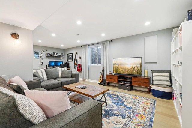 1611 17th AVENUE, Grafton, WI 53024