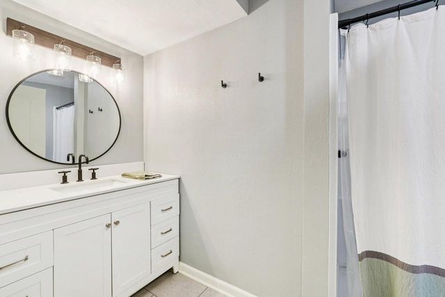 1611 17th AVENUE, Grafton, WI 53024