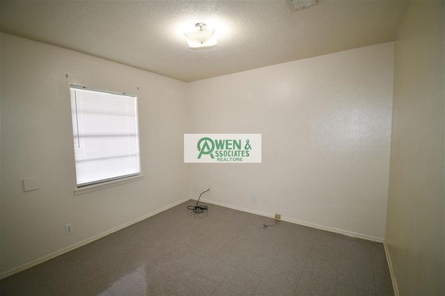 2013 Elizabeth St Street, Westlake, LA 70669