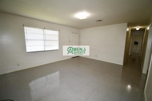 2013 Elizabeth St Street, Westlake, LA 70669