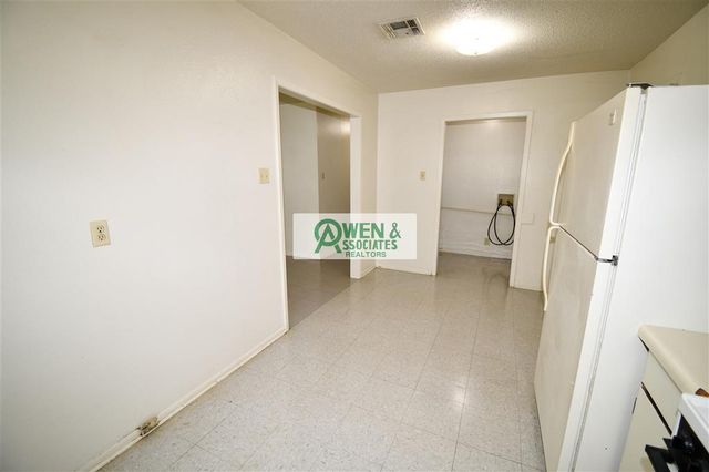 2013 Elizabeth St Street, Westlake, LA 70669