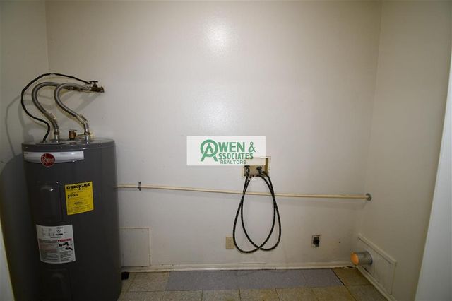 2013 Elizabeth St Street, Westlake, LA 70669