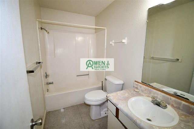 2013 Elizabeth St Street, Westlake, LA 70669