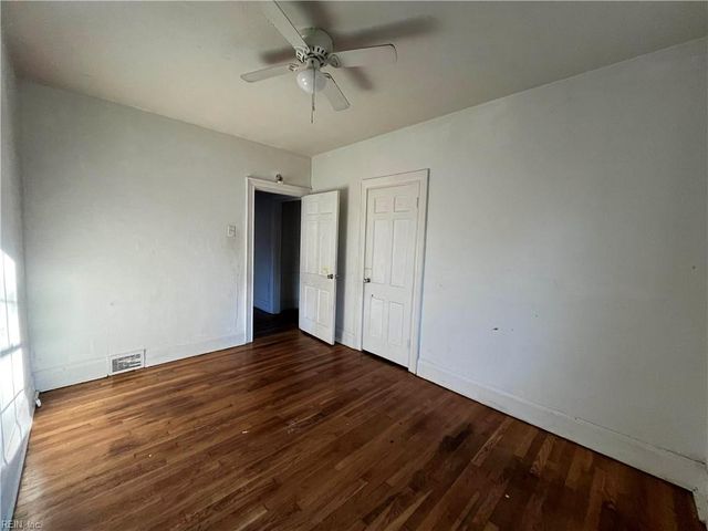 2106 Richmond AVE, Portsmouth, VA 23704