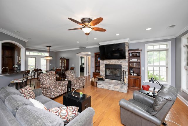 352 Suterville Road, Stamping Ground, KY 40379