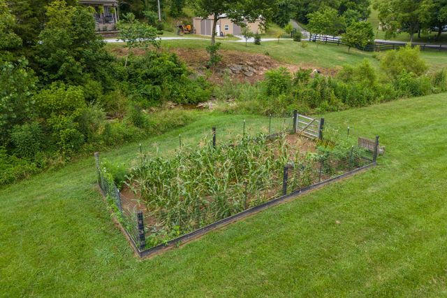 352 Suterville Road, Stamping Ground, KY 40379