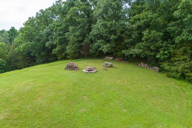 352 Suterville Road, Stamping Ground, KY 40379