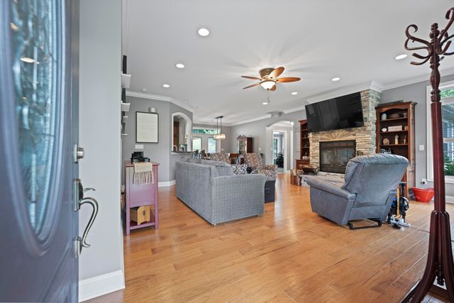 352 Suterville Road, Stamping Ground, KY 40379