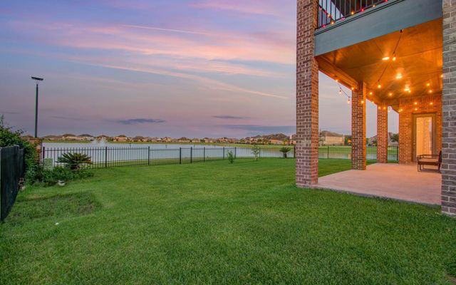 32023 Cary Douglas Drive, Hockley, TX 77447
