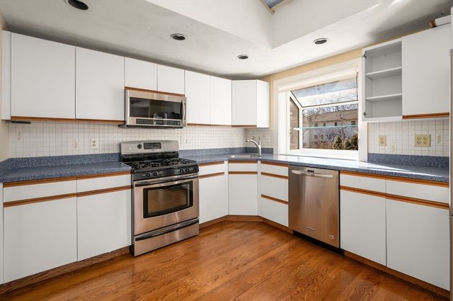 26 Arcadia Rd, Norwood, MA 02062