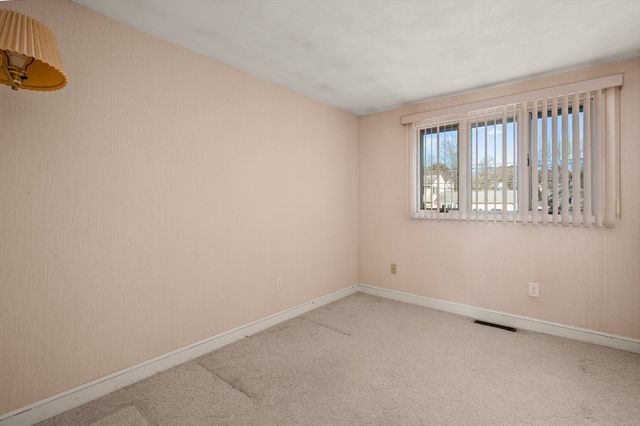 26 Arcadia Rd, Norwood, MA 02062