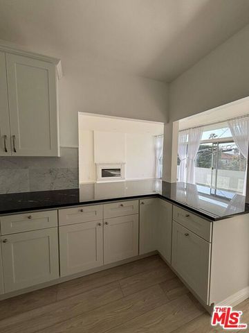 511 San Vicente Boulevard 204, Santa Monica, CA 90402