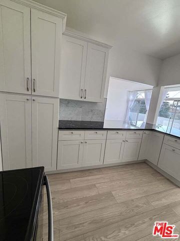 511 San Vicente Boulevard 204, Santa Monica, CA 90402