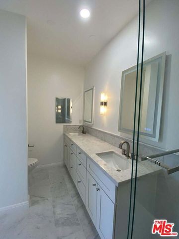 511 San Vicente Boulevard 204, Santa Monica, CA 90402